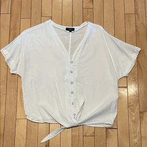 Velvet Heart Size Small White Button-Down Tie-Front Top